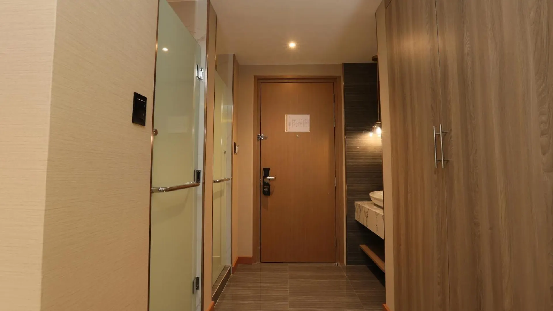 Belajandro Hotel Angeles City