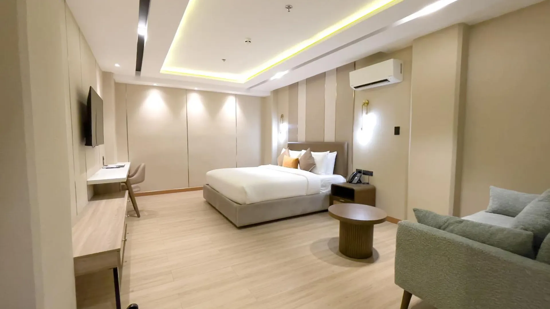 Belajandro Hotel Angeles City